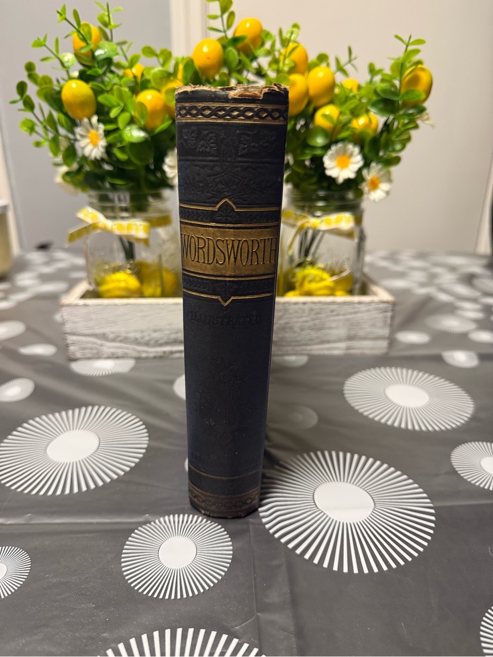 The Poetical Works of William Wordsworth Hardcover Gilded Edges Cica 1885 - Picture 2 of 8